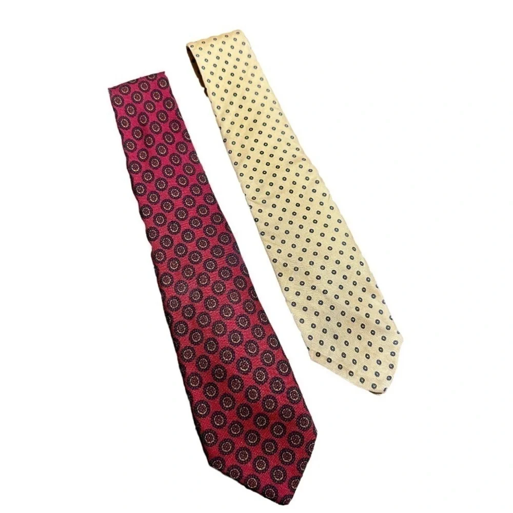 BROOKS BROTHERS MAKERS, 2 MENS TIES.